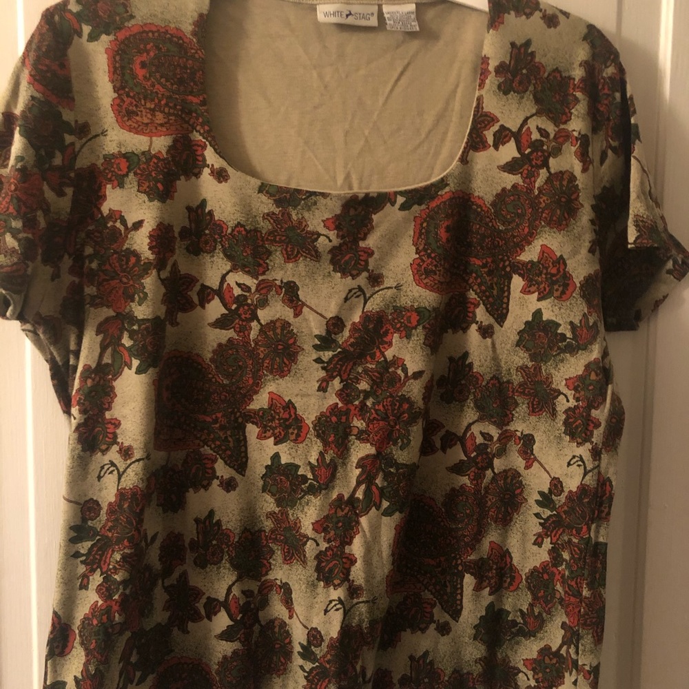 Floral top